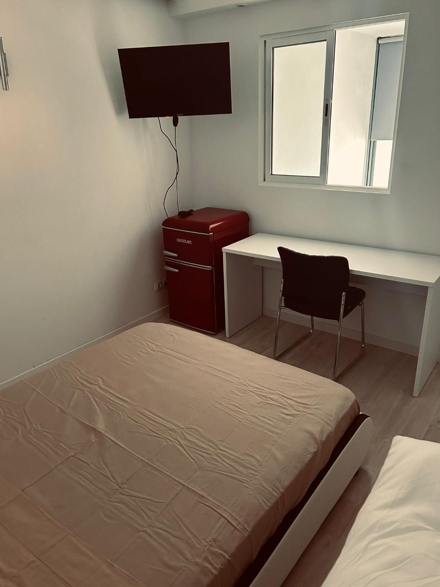 Mi Huesped Valencia, Aeropuerto Manises Aparthotel Eksteriør bilde