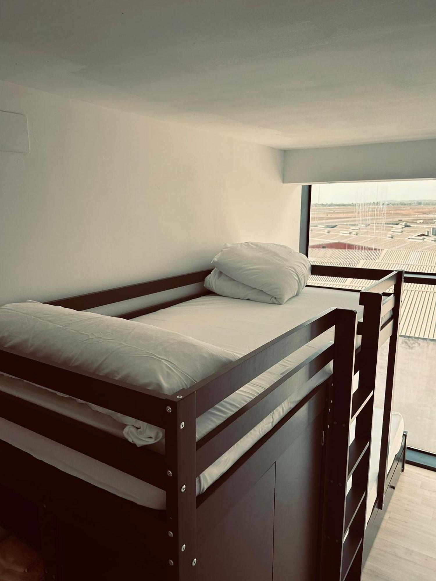 Mi Huesped Valencia, Aeropuerto Manises Aparthotel Eksteriør bilde